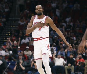 杜兰特谈7连胜：不能自满 一旦季后赛开始我们将只专注于对手