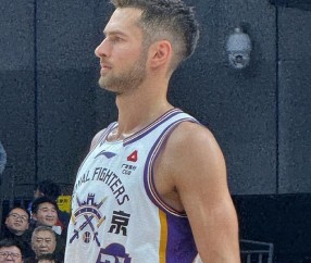 开云体育下载-接下来要签谁？北控男篮裁掉锋线外援基兹林克 新赛季场均仅4.3分