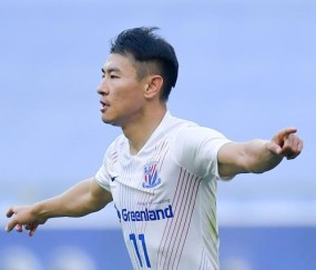 开云体育-落后海港5分！上场失点这场丢单刀 申花噩运连连