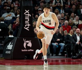 队记：虽然杨瀚森不能带来很多帮助 但至少没拖后腿 这就是进步